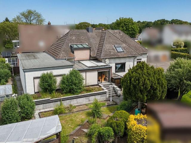 Haus zum Kaufen in Springe Alferde 389.000,00 EUR 300 m²