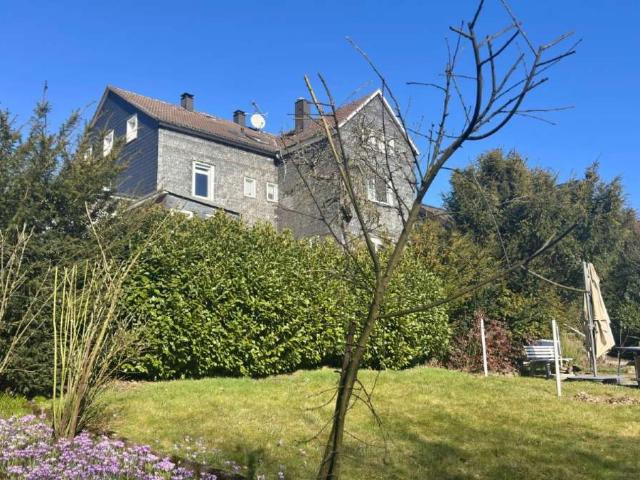 Haus zum Kaufen in Sprockhövel 350.000,00 EUR 450 m²