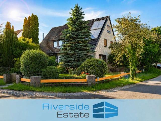 Haus zum Kaufen in Stuhr 349.000,00 EUR 192.99 m²