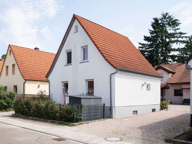 Haus zum Kaufen in Stutensee Friedrichstal 370.000,00 EUR 90 m²