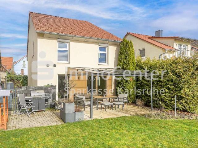 Haus zum Kaufen in Stutensee Friedrichstal 549.000,00 EUR 137.94 m²