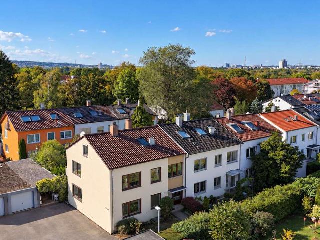 Haus zum Kaufen in Stuttgart Möhringen 460.000,00 EUR 123.18 m²