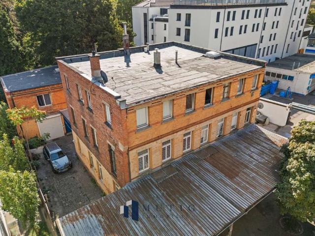 Haus zum Kaufen in Stuttgart Bad Cannstatt 1.299.000,00 EUR 482 m²