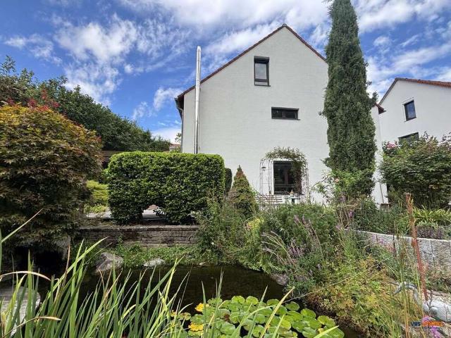 Haus zum Kaufen in Stuttgart Stammheim 675.000,00 EUR 117 m²