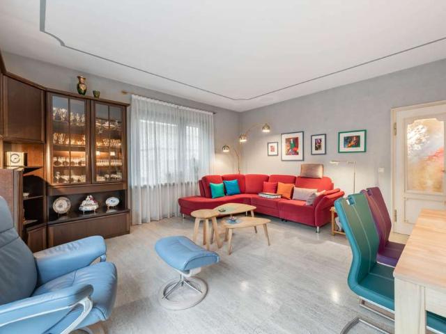 Haus zum Kaufen in Stuttgart Vaihingen 595.000,00 EUR 185.67 m²