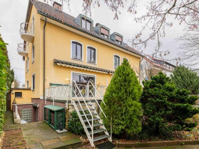 Haus zum Kaufen in Stuttgart Vaihingen 1.100.000,00 EUR 185.67 m²