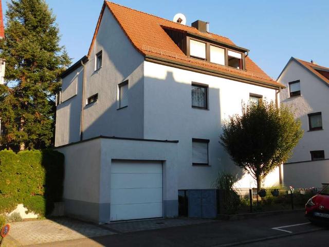 Haus zum Kaufen in Stuttgart Zuffenhausen 1.010.000,00 EUR 248 m²