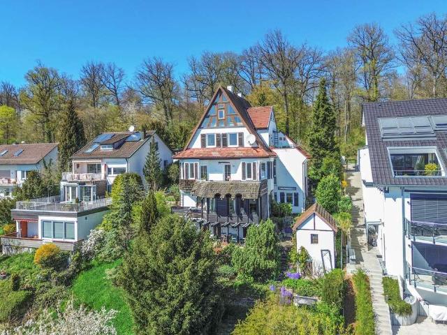 Haus zum Kaufen in Stuttgart 1.400.000,00 EUR 240 m²