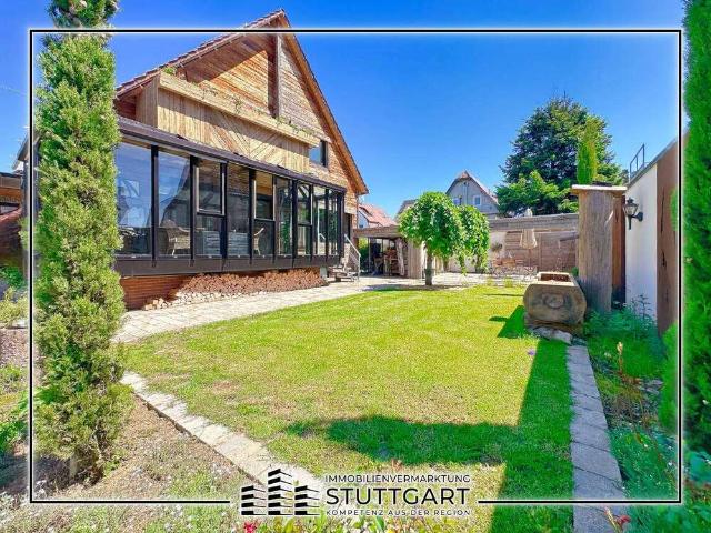 Haus zum Kaufen in Stuttgart 1.400.000,00 EUR 296.55 m²