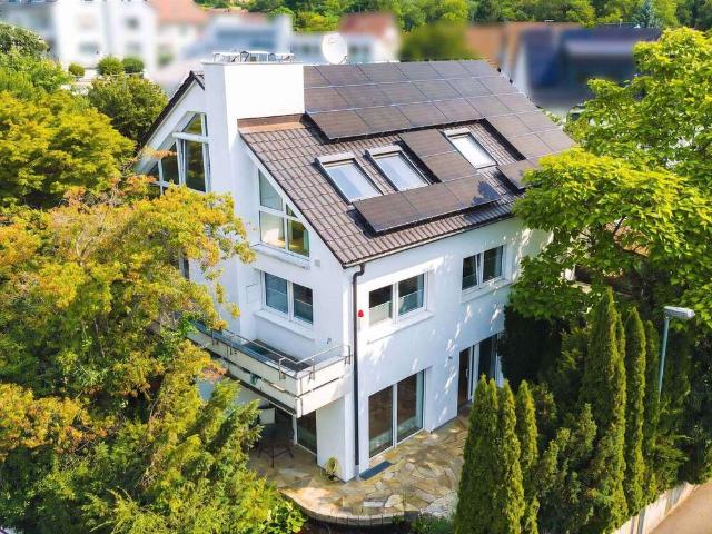 Haus zum Kaufen in Stuttgart 1.480.000,00 EUR 315 m²