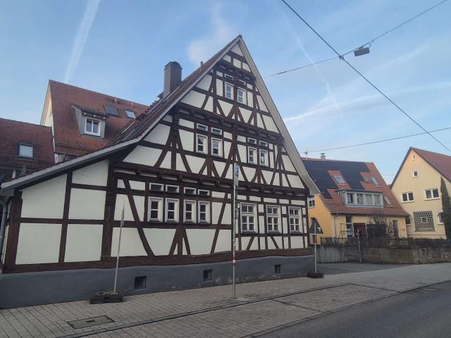 Haus zum Kaufen in Stuttgart 297.000,00 EUR 161 m²