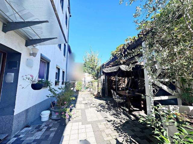 Haus zum Kaufen in Stuttgart 499.000,00 EUR 163.65 m²