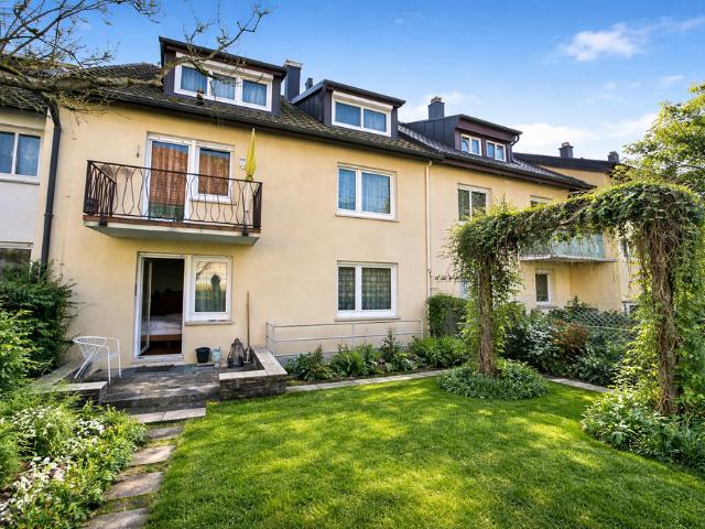 Haus zum Kaufen in Stuttgart 749.000,00 EUR 181 m²