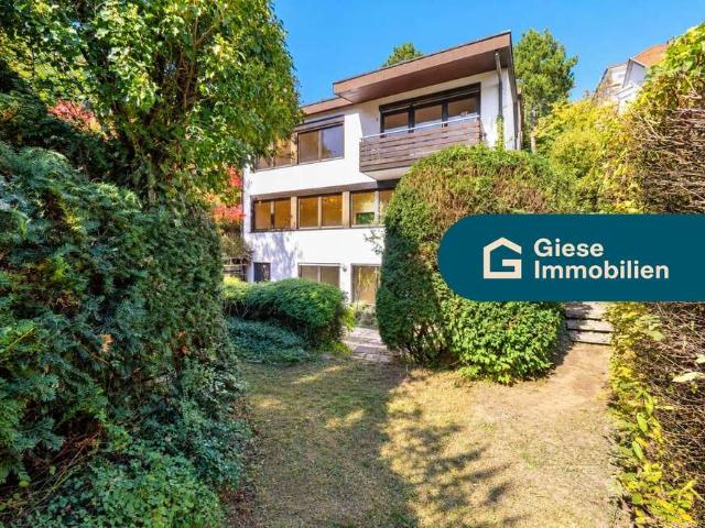 Haus zum Kaufen in Stuttgart 749.000,00 EUR 193.01 m²