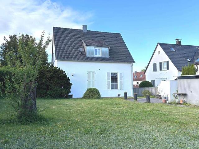 Haus zum Kaufen in Stuttgart 749.000,00 EUR 100 m²