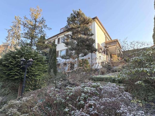 Haus zum Kaufen in Stuttgart 798.000,00 EUR 200 m²