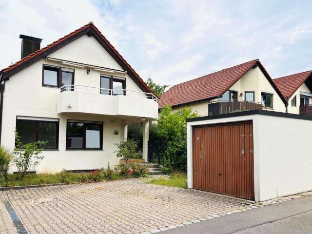 Haus zum Kaufen in Stuttgart 800.000,00 EUR 116.28 m²