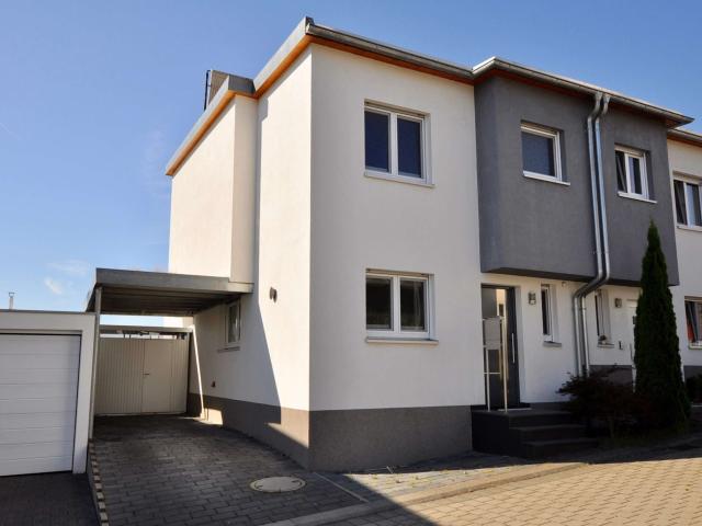Haus zum Kaufen in Stuttgart 825.000,00 EUR 157 m²