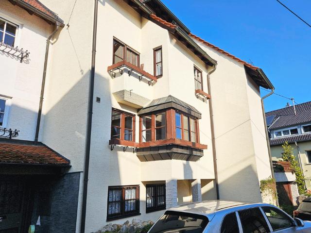 Haus zum Kaufen in Stuttgart 950.000,00 EUR 232 m²