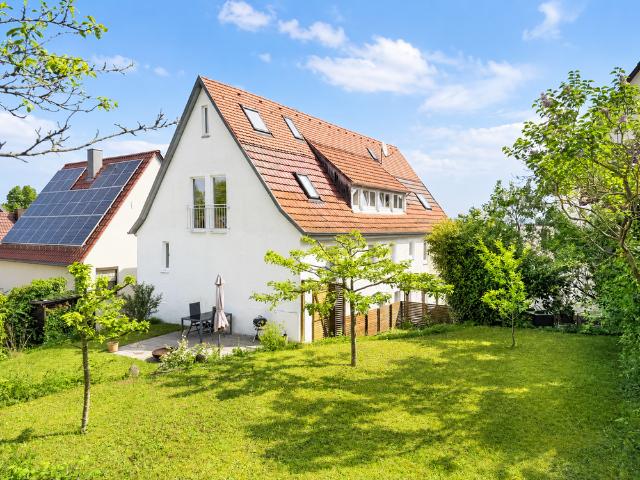 Haus zum Kaufen in Stuttgart 975.000,00 EUR 209 m²
