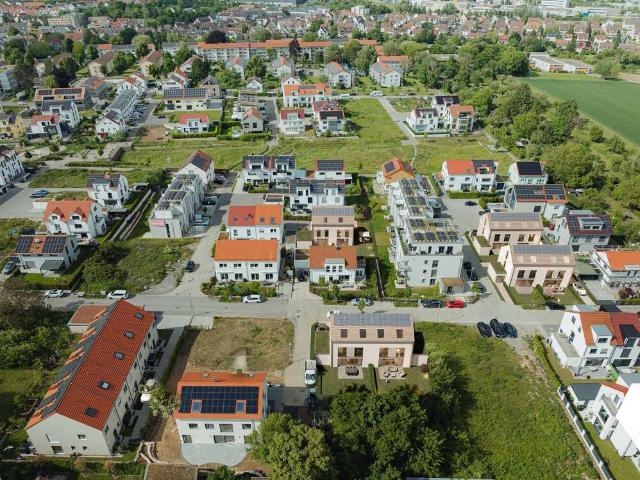 Haus zum Kaufen in Stuttgart 980.000,00 EUR 172 m²