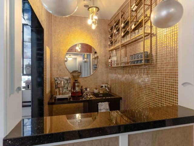 Haus zum Kaufen in Stadtbergen Leitershofen 2.250.000,00 EUR 300 m²