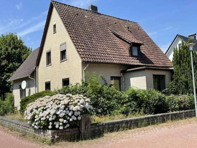 Haus zum Kaufen in Stadthagen 325.000,00 EUR 180 m²