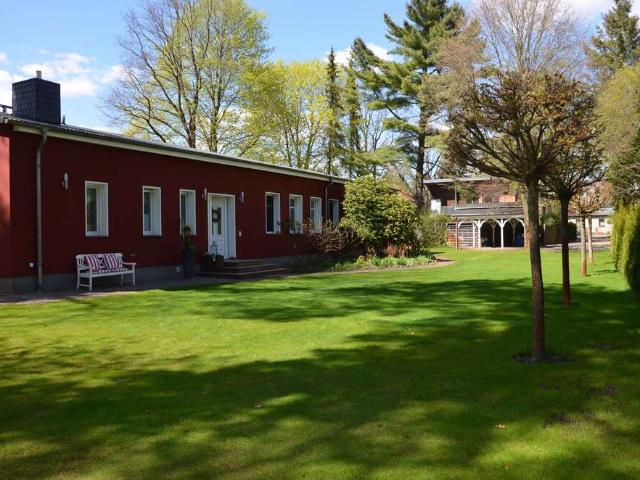 Haus zum Kaufen in Stahnsdorf 949.000,00 EUR 230 m²