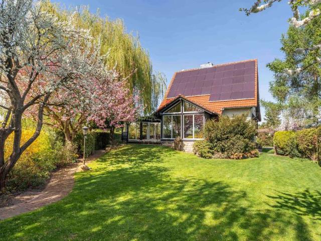 Haus zum Kaufen in Stahnsdorf 1.090.000,00 EUR 204 m²