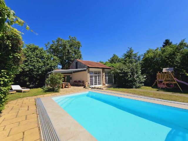 Haus zum Kaufen in Stahnsdorf 1.249.000,00 EUR 208 m²