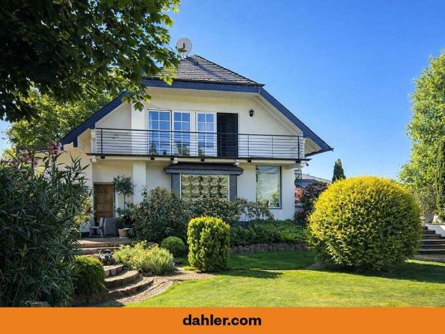 Haus zum Kaufen in Stahnsdorf 1.350.000,00 EUR 318 m²