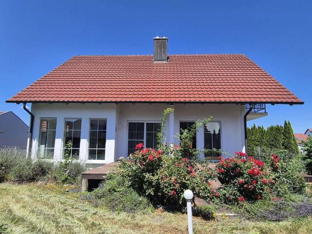 Haus zum Kaufen in Staig 650.000,00 EUR 196 m²