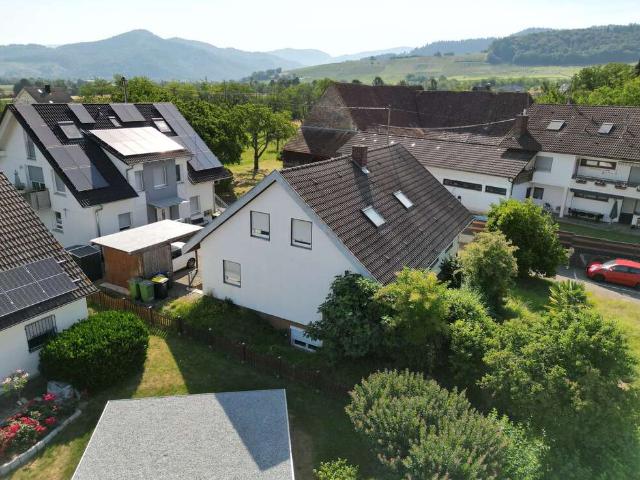 Haus zum Kaufen in Staufen im Breisgau 290.000,00 EUR 175 m²