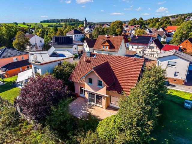 Haus zum Kaufen in Staufenberg 395.000,00 EUR 169 m²