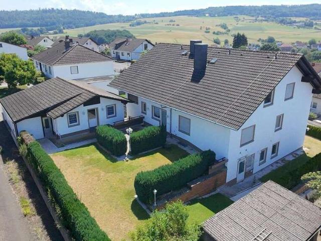 Haus zum Kaufen in Staufenberg 600.000,00 EUR 250 m²