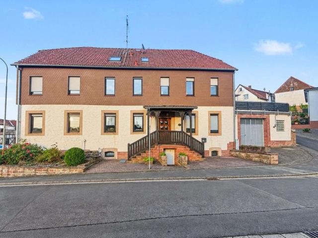 Haus zum Kaufen in Steinau an der Straße 275.000,00 EUR 270 m²