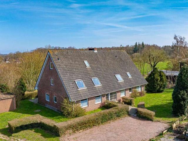 Haus zum Kaufen in Steinberg 585.000,00 EUR 260 m²
