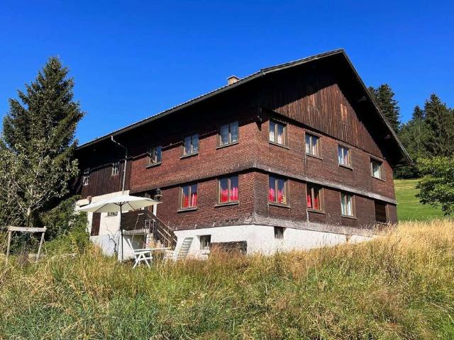 Haus zum Kaufen in Stiefenhofen 1.250.000,00 EUR 300 m²