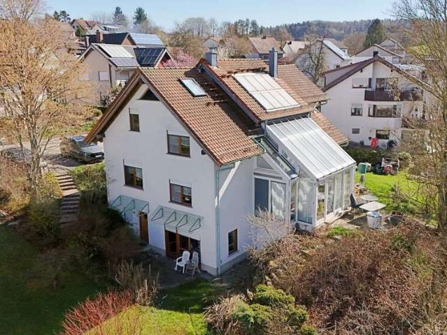 Haus zum Kaufen in Stockach 615.000,00 EUR 242 m²