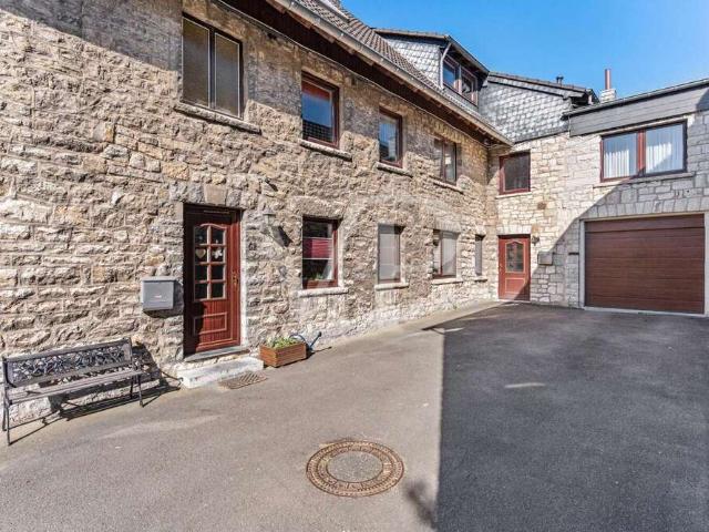 Haus zum Kaufen in Stolberg Rheinland Breinig 525.000,00 EUR 255 m²