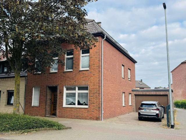 Haus zum Kaufen in Straelen 334.000,00 EUR 228 m²