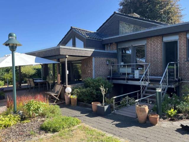 Haus zum Kaufen in Straelen 657.000,00 EUR 191 m²