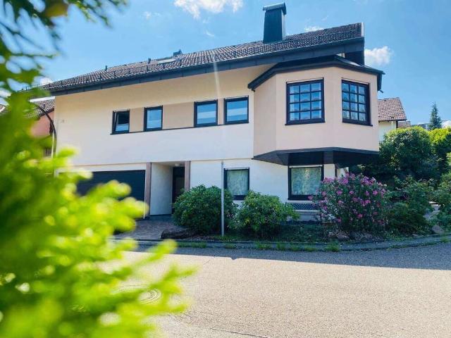 Haus zum Kaufen in Straubenhardt 695.000,00 EUR 198.55 m²