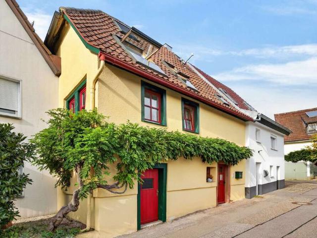 Haus zum Kaufen in Straubenhardt Ottenhausen 285.000,00 EUR 100 m²