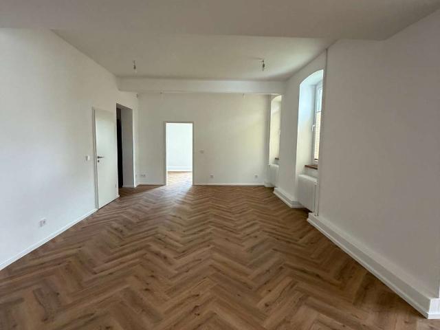Haus zum Kaufen in Strümpfelbrunn 650.000,00 EUR 350 m²