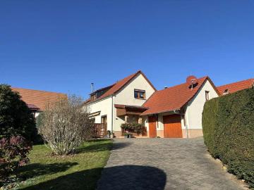 Haus zum Kaufen in Struppen 349.000,00 EUR 141 m²