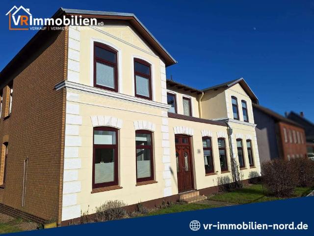 Haus zum Kaufen in Süderbrarup 349.000,00 EUR 230 m²
