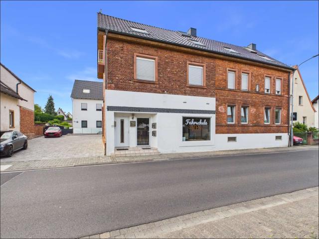 Haus zum Kaufen in Sulzbach 624.000,00 EUR 304 m²
