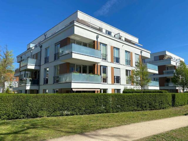Haus zum Kaufen in Potsdam 6.450.000,00 EUR 1187.05 m²