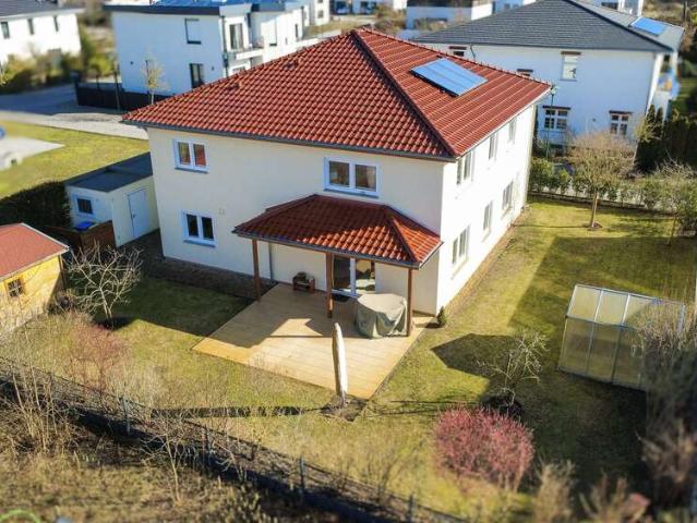 Haus zum Kaufen in Potsdam 760.000,00 EUR 226 m²